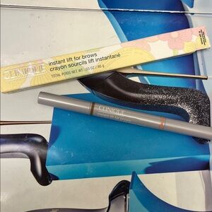 Clinique Instant Lift for Brows 0.86g -01 soft blonde new